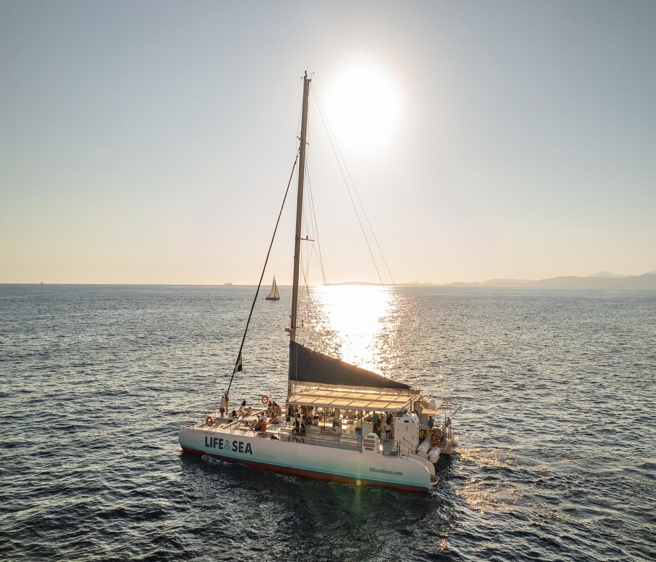 Life & Sea Catamaran
