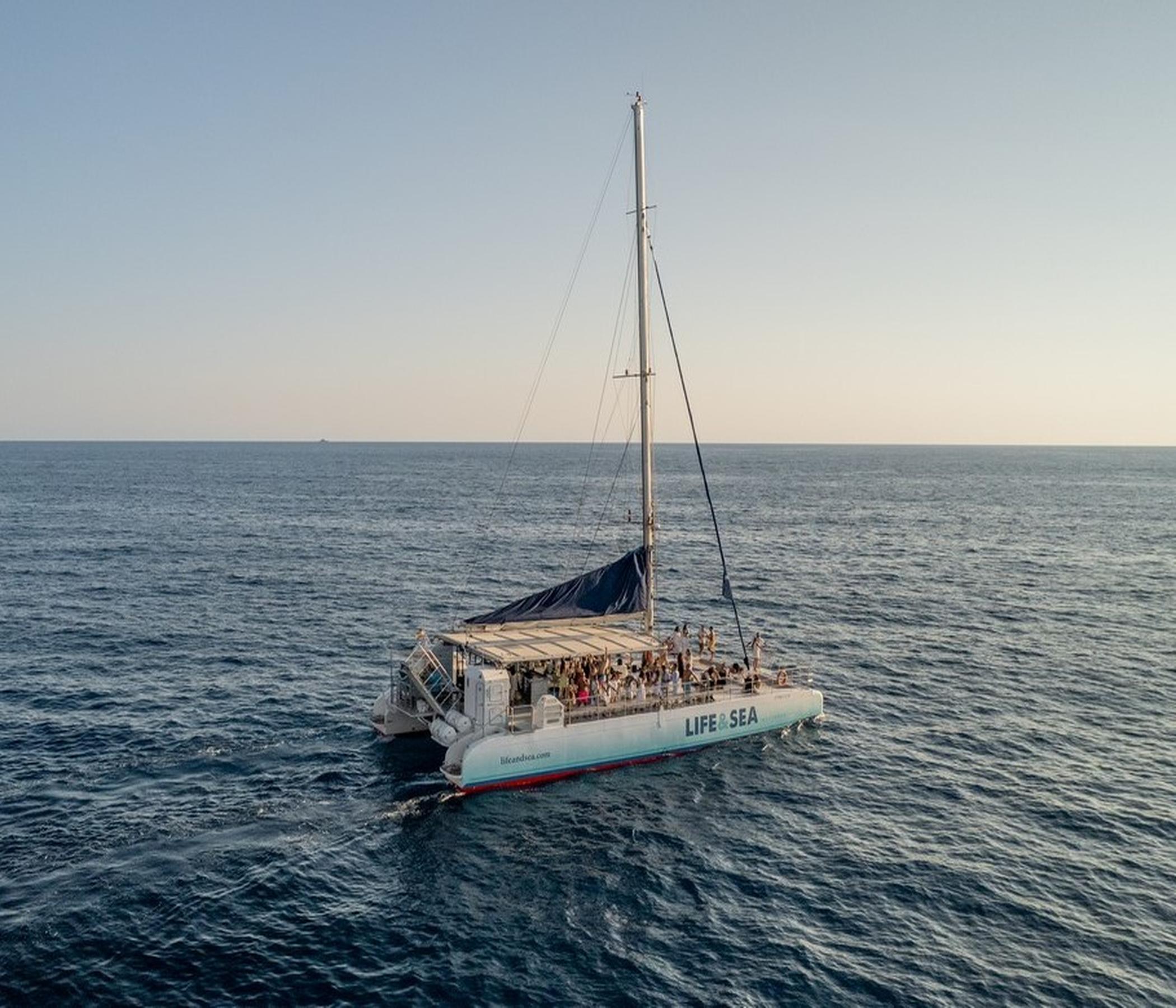 Life & Sea Catamaran