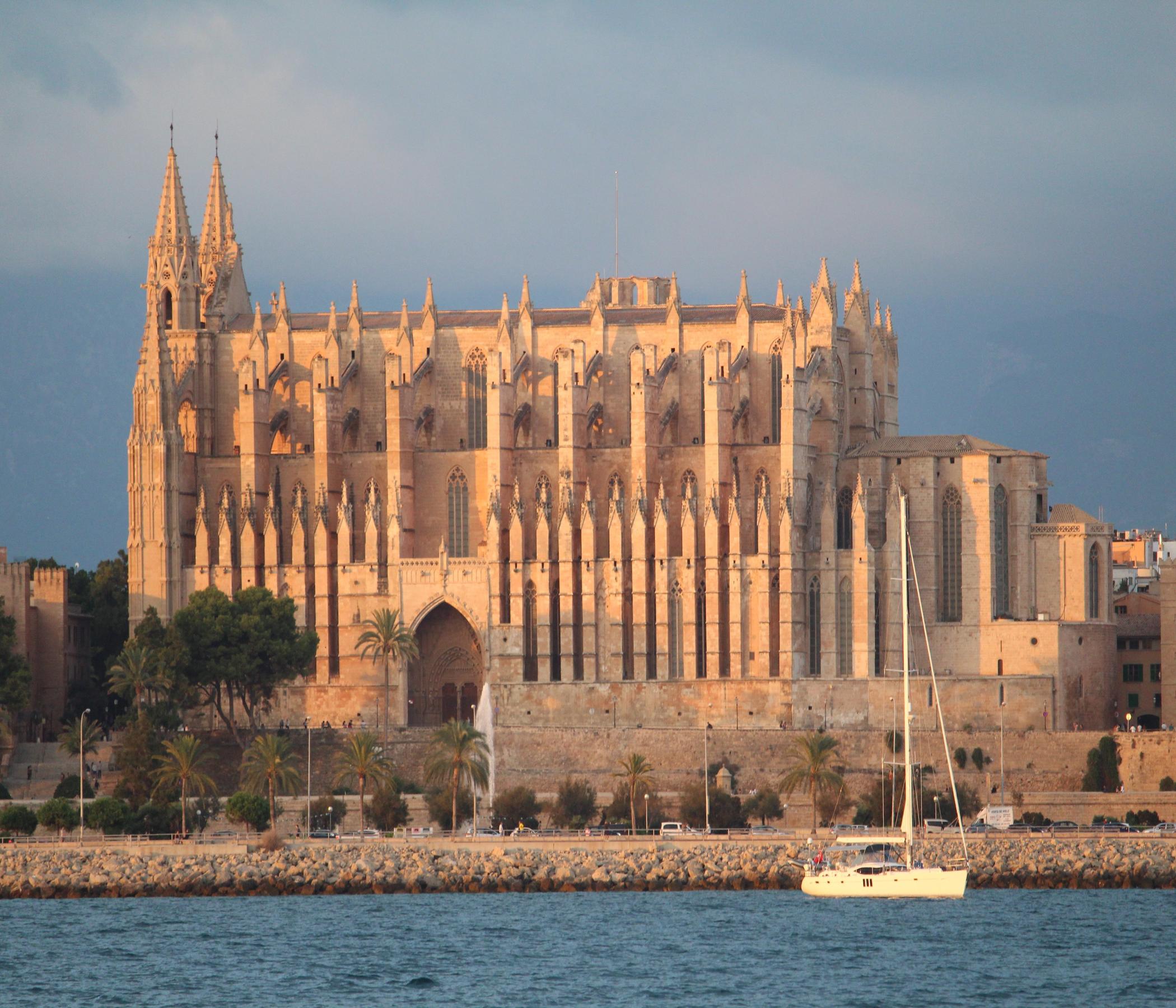 Palma mit Hafenrundfahrt und Freizeit
